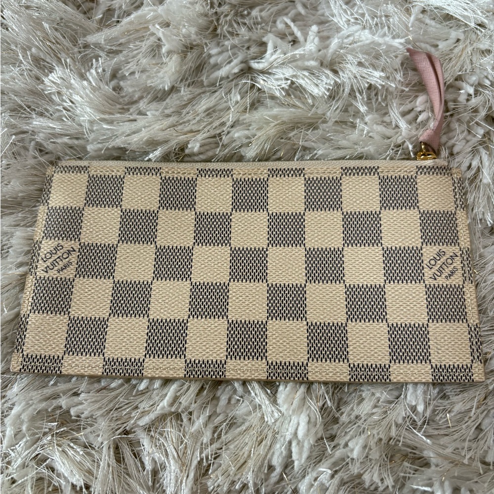 Louis Vuitton pochette felicie in the Damier azur canvas - Picture 8 of 13